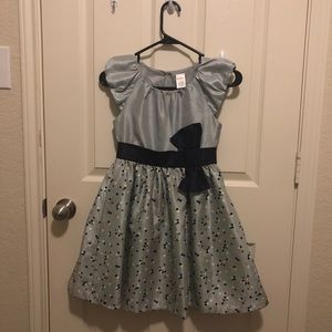 Girl dress